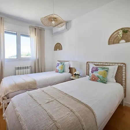 Parque Nações, Garagem, Ac, Varanda Appartement